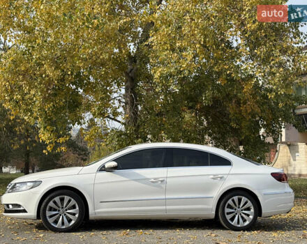 Білий Фольксваген CC / Passat CC, об'ємом двигуна 1.8 л та пробігом 58 тис. км за 15300 $, фото 2 на Automoto.ua