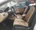 Білий Фольксваген CC / Passat CC, об'ємом двигуна 1.98 л та пробігом 157 тис. км за 1000 $, фото 7 на Automoto.ua