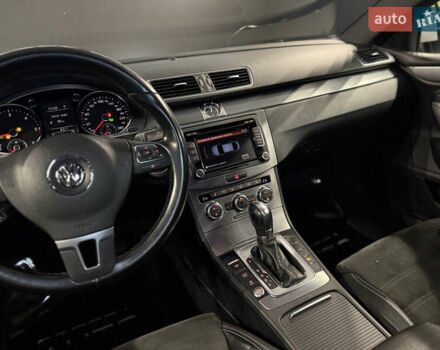 Білий Фольксваген CC / Passat CC, об'ємом двигуна 2 л та пробігом 182 тис. км за 11800 $, фото 14 на Automoto.ua