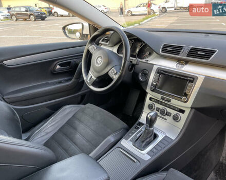 Белый Фольксваген CC / Passat CC, объемом двигателя 1.8 л и пробегом 235 тыс. км за 8900 $, фото 23 на Automoto.ua