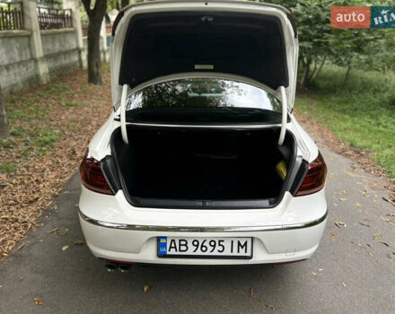 Білий Фольксваген CC / Passat CC, об'ємом двигуна 1.98 л та пробігом 240 тис. км за 10000 $, фото 8 на Automoto.ua