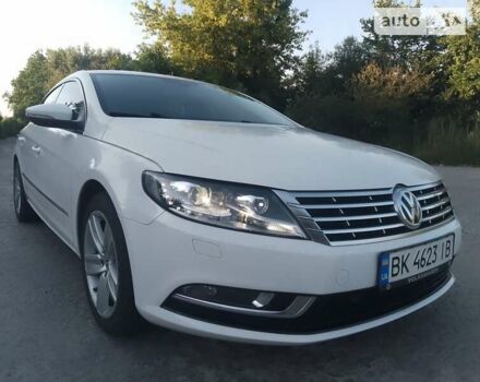 Белый Фольксваген CC / Passat CC, объемом двигателя 2 л и пробегом 220 тыс. км за 10700 $, фото 1 на Automoto.ua