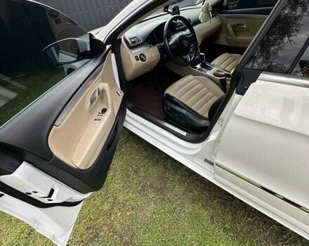 Белый Фольксваген CC / Passat CC, объемом двигателя 1.98 л и пробегом 114 тыс. км за 10000 $, фото 13 на Automoto.ua