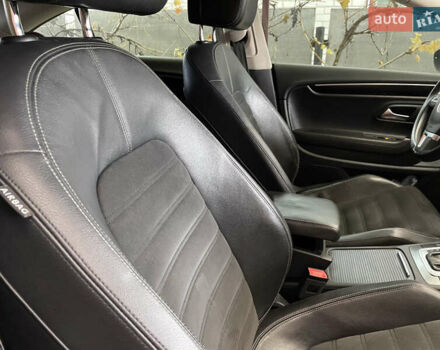 Белый Фольксваген CC / Passat CC, объемом двигателя 1.8 л и пробегом 234 тыс. км за 10900 $, фото 30 на Automoto.ua