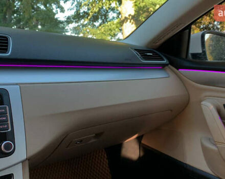 Белый Фольксваген CC / Passat CC, объемом двигателя 1.98 л и пробегом 260 тыс. км за 10400 $, фото 10 на Automoto.ua