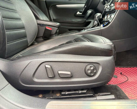 Білий Фольксваген CC / Passat CC, об'ємом двигуна 2 л та пробігом 172 тис. км за 9640 $, фото 27 на Automoto.ua