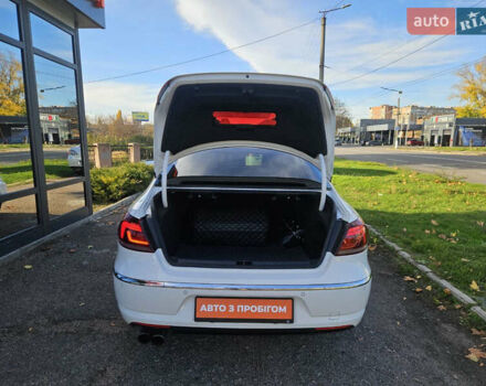 Белый Фольксваген CC / Passat CC, объемом двигателя 1.8 л и пробегом 208 тыс. км за 10500 $, фото 5 на Automoto.ua
