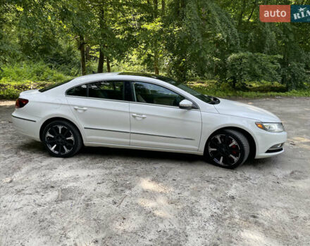 Белый Фольксваген CC / Passat CC, объемом двигателя 1.98 л и пробегом 145 тыс. км за 12000 $, фото 1 на Automoto.ua