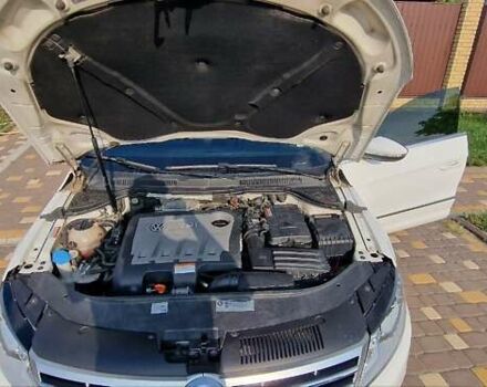Белый Фольксваген CC / Passat CC, объемом двигателя 1.97 л и пробегом 181 тыс. км за 12799 $, фото 19 на Automoto.ua