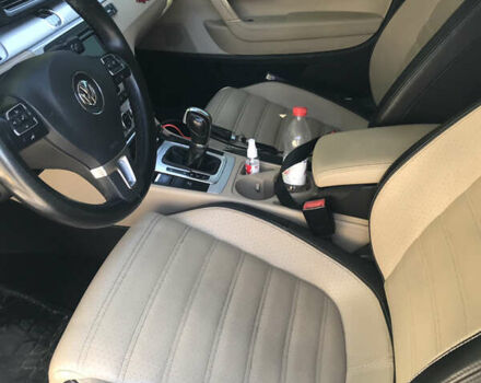 Белый Фольксваген CC / Passat CC, объемом двигателя 1.98 л и пробегом 236 тыс. км за 10000 $, фото 6 на Automoto.ua