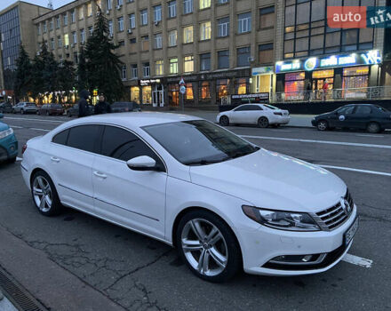 Белый Фольксваген CC / Passat CC, объемом двигателя 2 л и пробегом 190 тыс. км за 11400 $, фото 4 на Automoto.ua