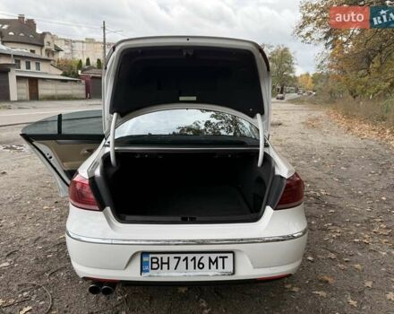 Фольксваген CC / Passat CC 2012 у Києві на Automoto.ua Білий Фольксваген CC / Passat CC, об'ємом двигуна 1.98 л та пробігом 268 тис. км за 9400 $, фото 5 на Automoto.ua