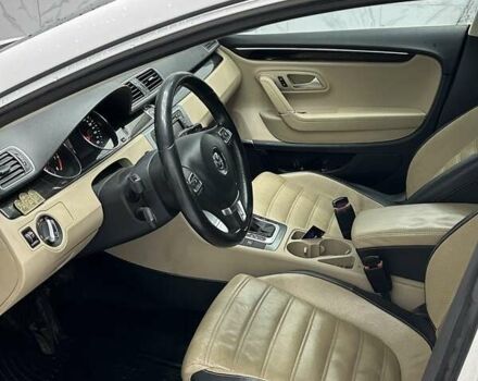 Білий Фольксваген CC / Passat CC, об'ємом двигуна 3.6 л та пробігом 165 тис. км за 13999 $, фото 11 на Automoto.ua