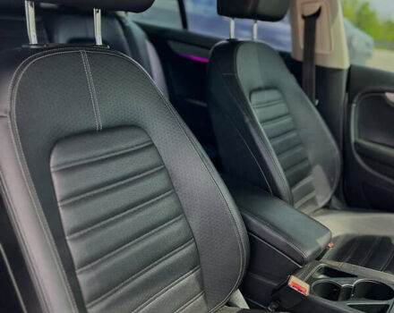 Белый Фольксваген CC / Passat CC, объемом двигателя 1.98 л и пробегом 215 тыс. км за 9150 $, фото 3 на Automoto.ua
