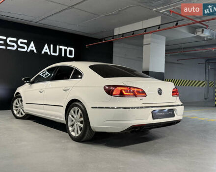 Белый Фольксваген CC / Passat CC, объемом двигателя 2 л и пробегом 182 тыс. км за 13000 $, фото 5 на Automoto.ua