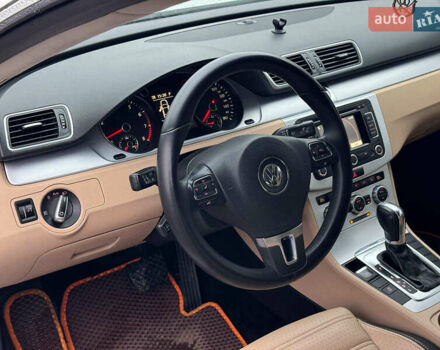 Білий Фольксваген CC / Passat CC, об'ємом двигуна 2 л та пробігом 268 тис. км за 12790 $, фото 15 на Automoto.ua
