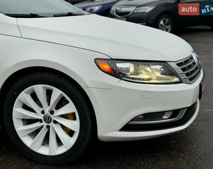 Білий Фольксваген CC / Passat CC, об'ємом двигуна 2 л та пробігом 268 тис. км за 12790 $, фото 3 на Automoto.ua
