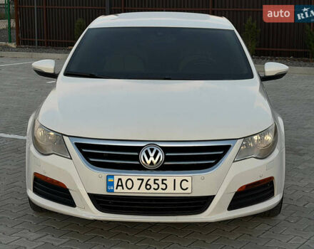 Белый Фольксваген CC / Passat CC, объемом двигателя 2 л и пробегом 250 тыс. км за 6500 $, фото 1 на Automoto.ua
