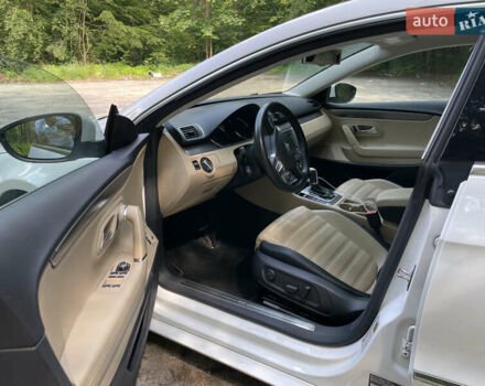 Белый Фольксваген CC / Passat CC, объемом двигателя 1.98 л и пробегом 145 тыс. км за 12000 $, фото 6 на Automoto.ua