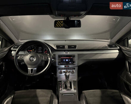 Белый Фольксваген CC / Passat CC, объемом двигателя 2 л и пробегом 182 тыс. км за 13000 $, фото 17 на Automoto.ua