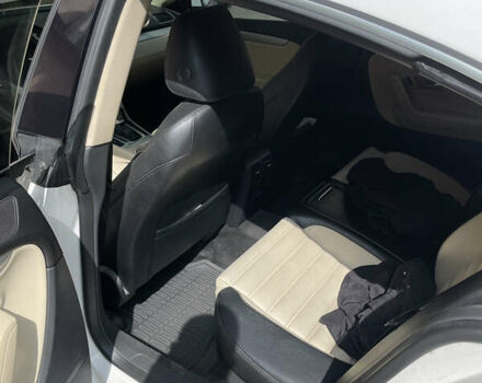Белый Фольксваген CC / Passat CC, объемом двигателя 1.98 л и пробегом 311 тыс. км за 7200 $, фото 3 на Automoto.ua
