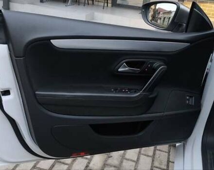 Белый Фольксваген CC / Passat CC, объемом двигателя 1.8 л и пробегом 191 тыс. км за 9500 $, фото 4 на Automoto.ua