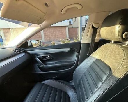 Белый Фольксваген CC / Passat CC, объемом двигателя 2 л и пробегом 220 тыс. км за 11500 $, фото 2 на Automoto.ua