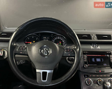 Білий Фольксваген CC / Passat CC, об'ємом двигуна 2 л та пробігом 182 тис. км за 11800 $, фото 16 на Automoto.ua