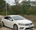 Белый Фольксваген CC / Passat CC, объемом двигателя 1.98 л и пробегом 200 тыс. км за 8900 $, фото 4 на Automoto.ua