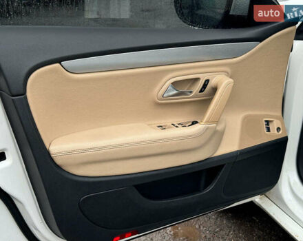 Білий Фольксваген CC / Passat CC, об'ємом двигуна 2 л та пробігом 268 тис. км за 12790 $, фото 11 на Automoto.ua