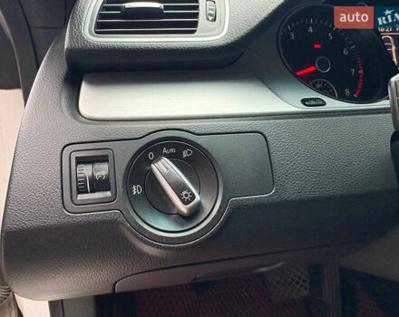 Білий Фольксваген CC / Passat CC, об'ємом двигуна 2 л та пробігом 172 тис. км за 9640 $, фото 18 на Automoto.ua