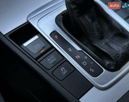 Фольксваген CC / Passat CC 2013 в Тернополе на Automoto.ua Белый Фольксваген CC / Passat CC, объемом двигателя 1.8 л и пробегом 215 тыс. км за 11500 $, фото 19 на Automoto.ua