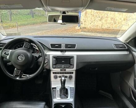 Білий Фольксваген CC / Passat CC, об'ємом двигуна 1.98 л та пробігом 230 тис. км за 10700 $, фото 8 на Automoto.ua