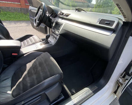 Білий Фольксваген CC / Passat CC, об'ємом двигуна 1.97 л та пробігом 220 тис. км за 12000 $, фото 19 на Automoto.ua