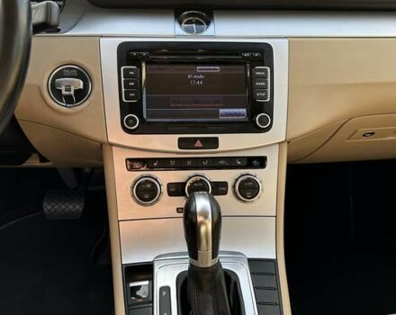 Белый Фольксваген CC / Passat CC, объемом двигателя 1.98 л и пробегом 180 тыс. км за 12000 $, фото 18 на Automoto.ua