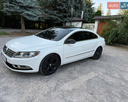Белый Фольксваген CC / Passat CC, объемом двигателя 1.98 л и пробегом 219 тыс. км за 10400 $, фото 11 на Automoto.ua