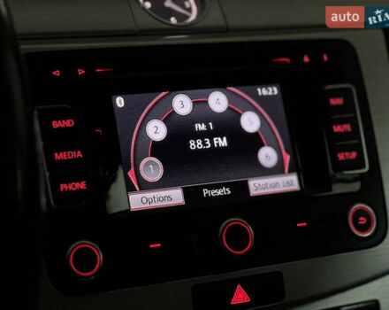 Белый Фольксваген CC / Passat CC, объемом двигателя 1.98 л и пробегом 183 тыс. км за 9800 $, фото 15 на Automoto.ua