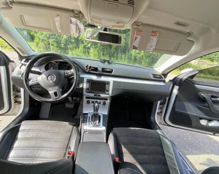 Білий Фольксваген CC / Passat CC, об'ємом двигуна 1.97 л та пробігом 220 тис. км за 12000 $, фото 15 на Automoto.ua