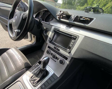 Білий Фольксваген CC / Passat CC, об'ємом двигуна 1.97 л та пробігом 220 тис. км за 12000 $, фото 17 на Automoto.ua