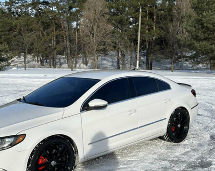 Белый Фольксваген CC / Passat CC, объемом двигателя 1.98 л и пробегом 156 тыс. км за 12200 $, фото 2 на Automoto.ua