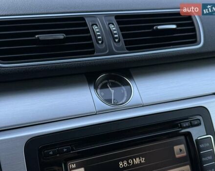 Фольксваген CC / Passat CC 2013 в Тернополе на Automoto.ua Белый Фольксваген CC / Passat CC, объемом двигателя 1.8 л и пробегом 215 тыс. км за 11500 $, фото 20 на Automoto.ua