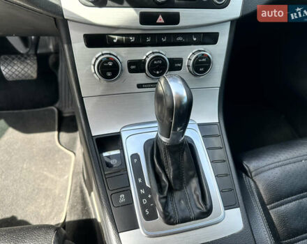 Білий Фольксваген CC / Passat CC, об'ємом двигуна 2 л та пробігом 222 тис. км за 7999 $, фото 14 на Automoto.ua