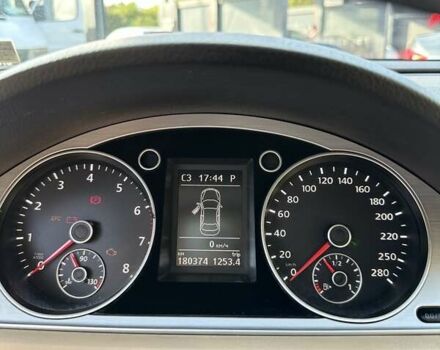 Белый Фольксваген CC / Passat CC, объемом двигателя 1.98 л и пробегом 180 тыс. км за 12000 $, фото 17 на Automoto.ua
