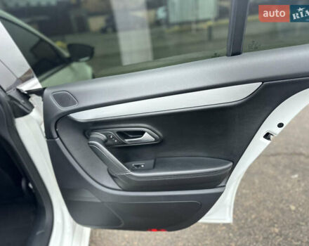 Белый Фольксваген CC / Passat CC, объемом двигателя 1.98 л и пробегом 240 тыс. км за 9500 $, фото 16 на Automoto.ua