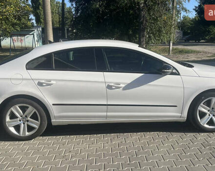 Белый Фольксваген CC / Passat CC, объемом двигателя 1.98 л и пробегом 144 тыс. км за 12500 $, фото 1 на Automoto.ua