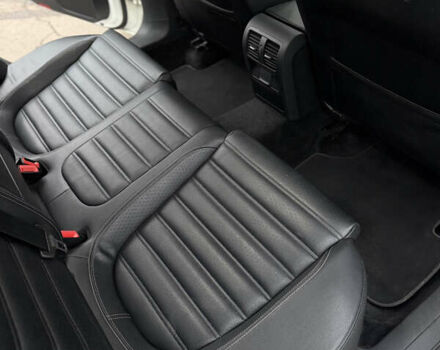 Белый Фольксваген CC / Passat CC, объемом двигателя 1.98 л и пробегом 177 тыс. км за 12000 $, фото 10 на Automoto.ua