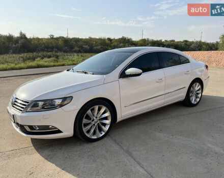Белый Фольксваген CC / Passat CC, объемом двигателя 1.97 л и пробегом 200 тыс. км за 14250 $, фото 4 на Automoto.ua
