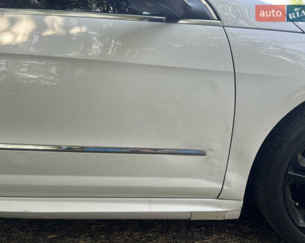 Білий Фольксваген CC / Passat CC, об'ємом двигуна 1.98 л та пробігом 178 тис. км за 10500 $, фото 10 на Automoto.ua