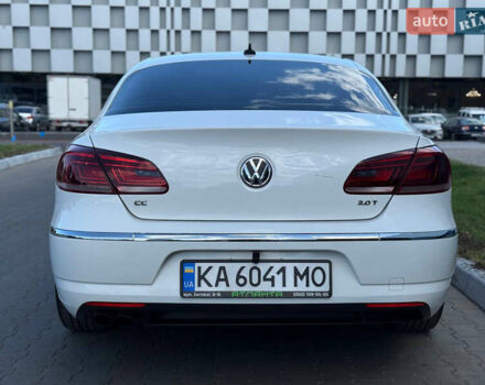 Білий Фольксваген CC / Passat CC, об'ємом двигуна 2 л та пробігом 250 тис. км за 11000 $, фото 5 на Automoto.ua