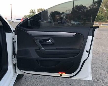 Белый Фольксваген CC / Passat CC, объемом двигателя 1.97 л и пробегом 165 тыс. км за 15700 $, фото 10 на Automoto.ua